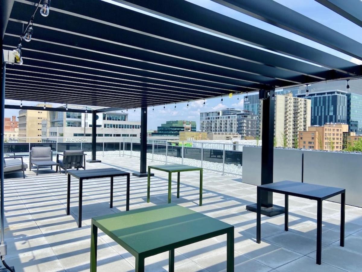 Appartement Condo Avec Terrasse Privee Dans Le Quartier Des Spectacles Montréal Dış mekan fotoğraf